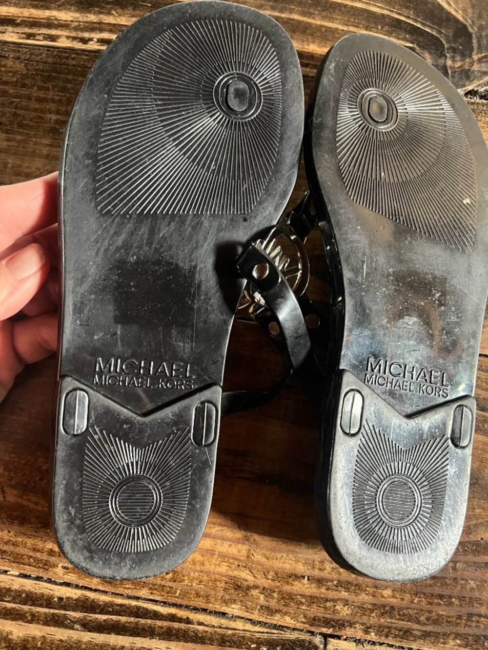 MICHAEL KORS SIZE 7 - Picture 5 of 5